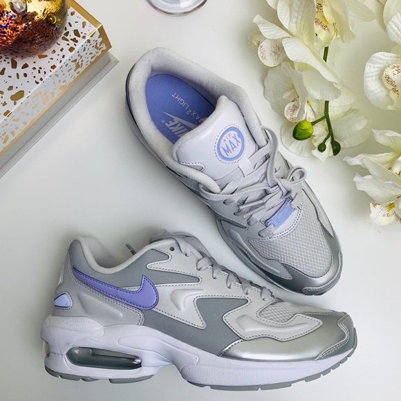 Nike Air Max 2 light SE - Picture 2 of 6